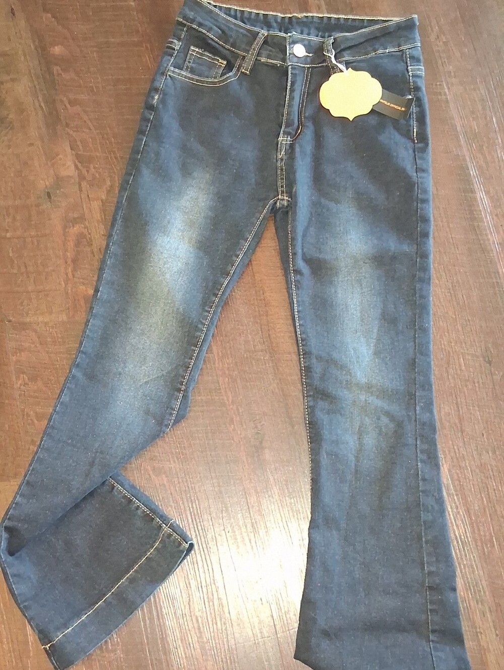 Dark Wash Flare Leg Stretchy Jeans NWT Size Xs
